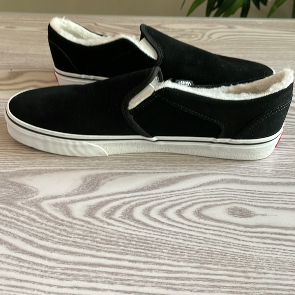 Vans Slightly used Furry black - Size 10 - Picture 2 of 12